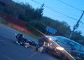 Impact între un autoturism și un moped electric, la Valea Voievozilor. Un bărbat a fost rănit