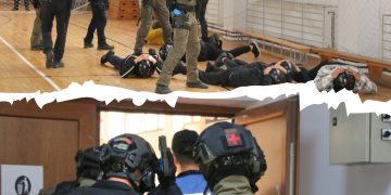 Simulare tactică la un liceu din Târgoviște: jandarmii folosesc muniție neletală în cadrul exercițiului internațional „Scutul Albastru al Carpaților 2026”