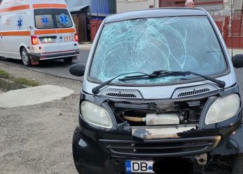 Accident rutier în Moroeni: Un bărbat de 56 de ani, angajat la salubritate, lovit de o mașină pe DN 71