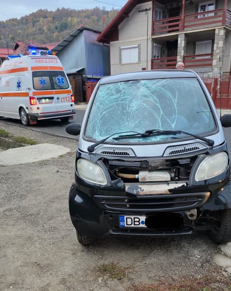 Accident rutier în Moroeni: Un bărbat de 56 de ani, angajat la salubritate, lovit de o mașină pe DN 71
