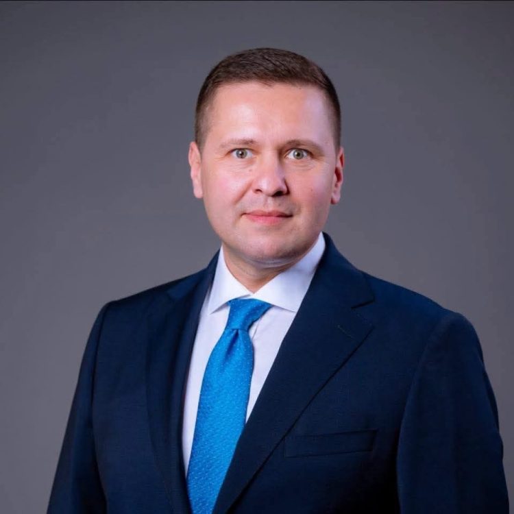 Reacția lui Corneliu Ștefan la propunerea noului Guvern: „Nu trebuie să acceptăm. Cineva încearcă să ne atragă într-un joc care nu ne ajută”