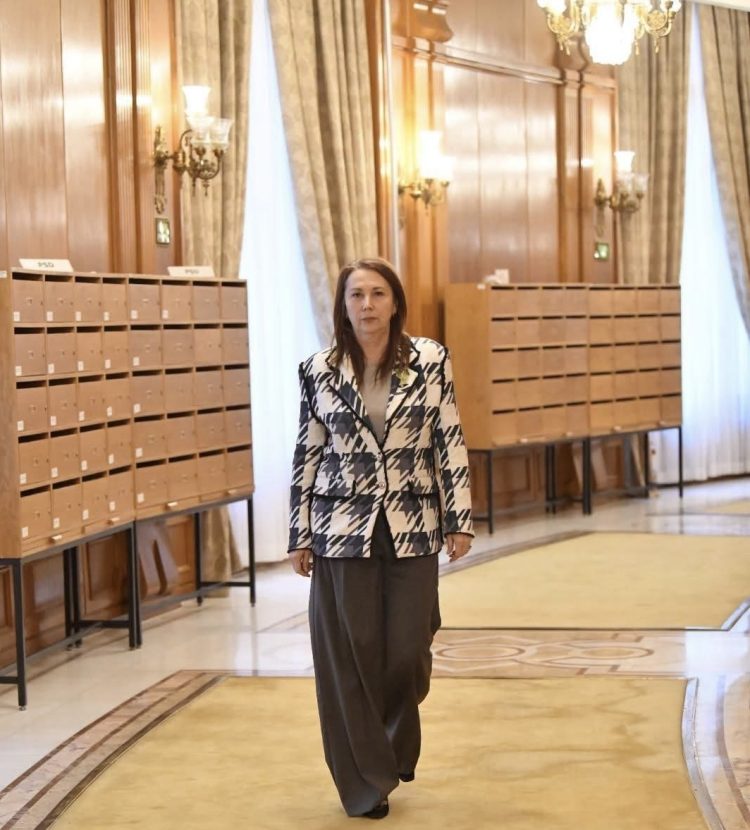 Carmen Holban, mesaj ferm privind consumul de droguri: „Tinerii trebuie ținuți cât mai departe de droguri”