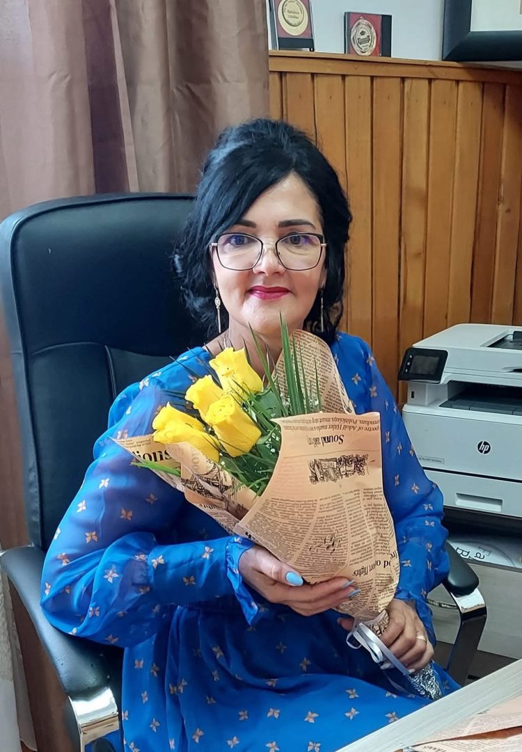 Doliu în învățământul dâmbovițean. După 23 de ani dedicați școlii, doamna director și profesoară de matematică Rădulescu Cătălina s-a stins din viață
