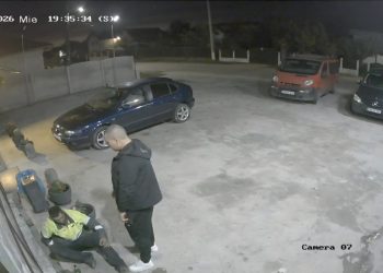 Bătaie de o violență extremă în Mogoșani: un bărbat a ajuns la spital cu hemoragie craniană