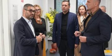 Corneliu Ștefan și ministrul Muncii, Florin Manole, în vizită la centrele sociale din Dâmbovița. Investiții de peste 24,5 milioane de lei