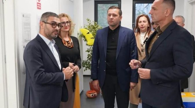 Corneliu Ștefan și ministrul Muncii, Florin Manole, în vizită la centrele sociale din Dâmbovița. Investiții de peste 24,5 milioane de lei